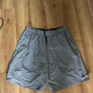 Nike Men's Gray Athletic Shorts